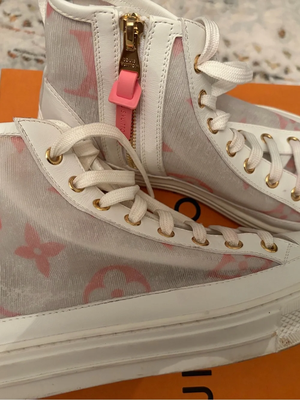 Louis Vuitton White High-Top Sneakers with Pink mesh
